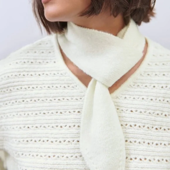 🌟Zara bow collar knit sweater - Picture 2 of 5